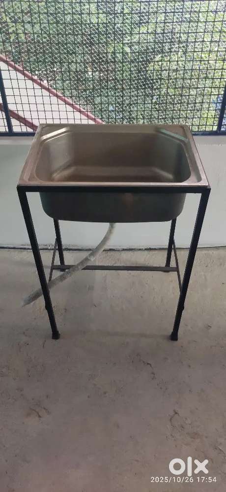 Steel sink heavy (sparingly used)