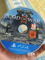 Playstation games PS4 disks God of war & Detroit