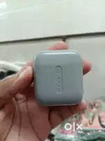 Boat blutooth earbuds