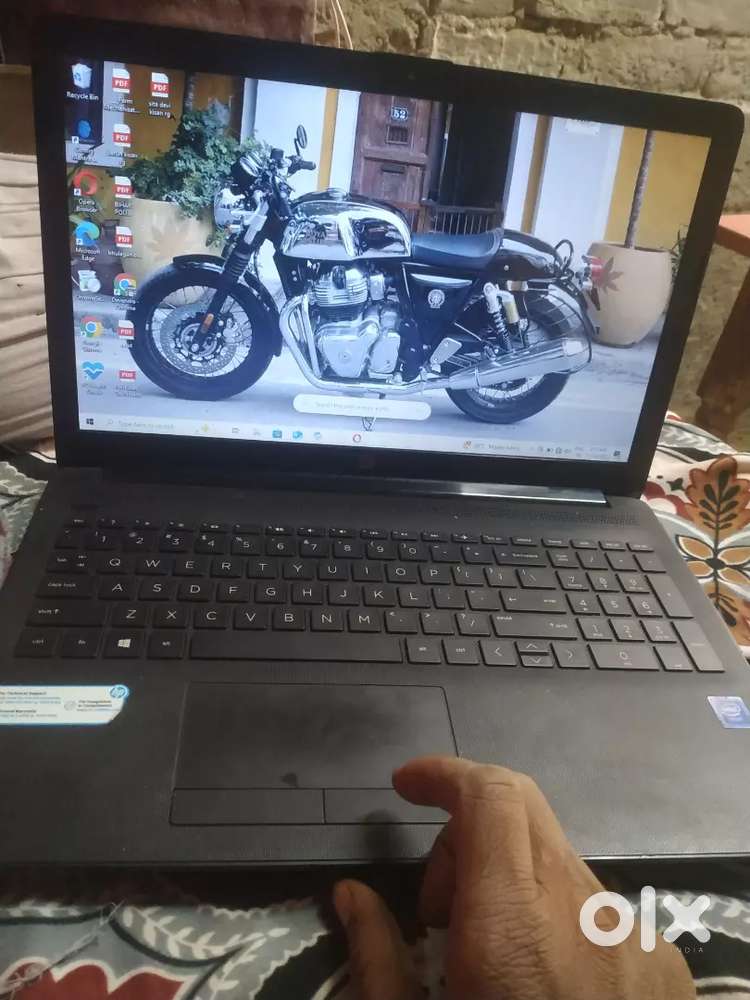 Hp laptop 15 series 8 GB RAM 512 Storage