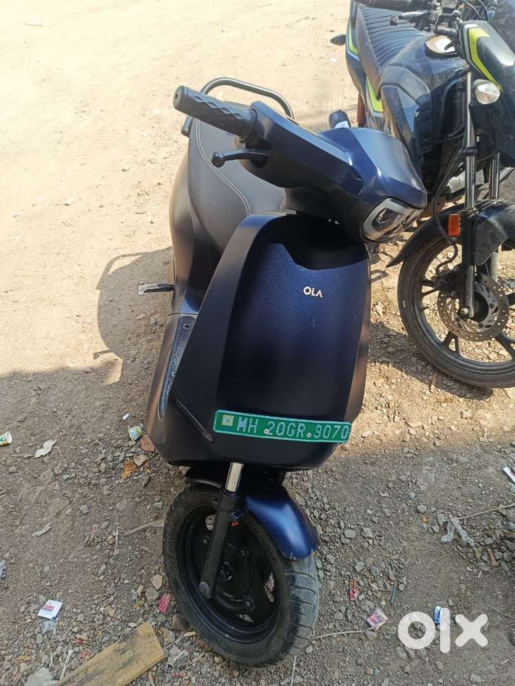 Ola S1 Air Electric Scooter for Sale – Like New Condition