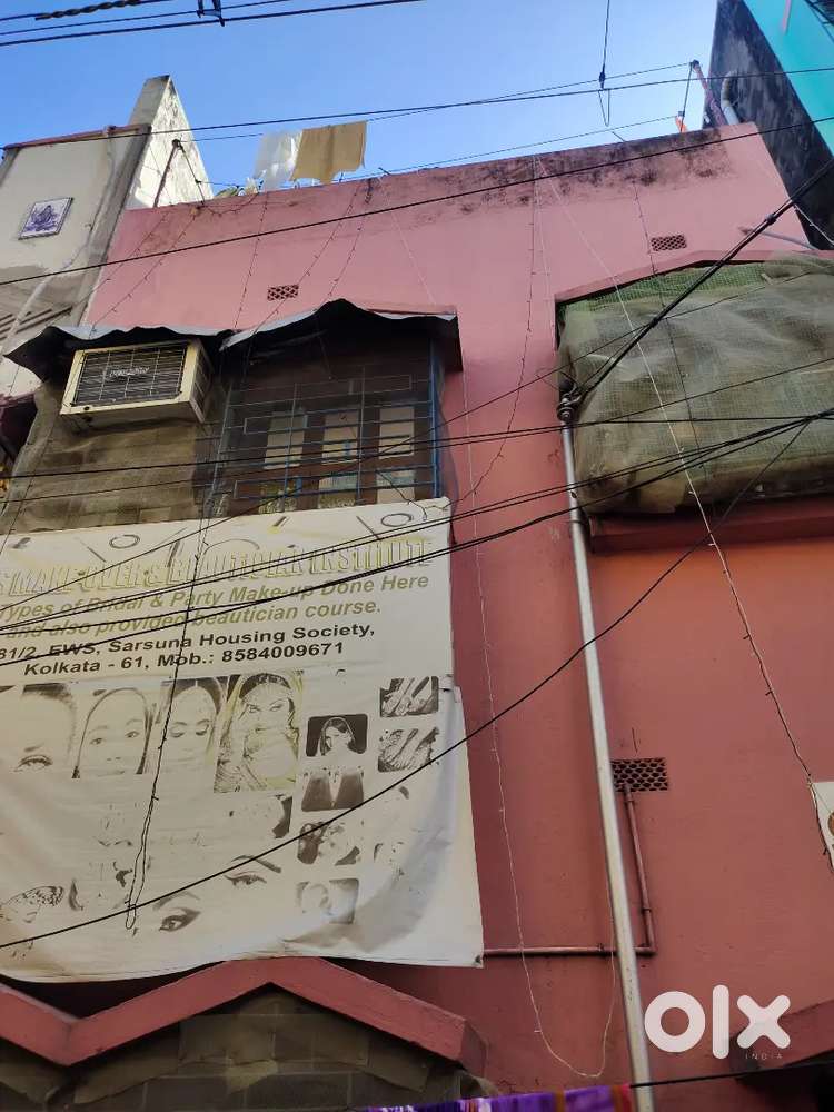 House sell in Sarsuna settlite township.