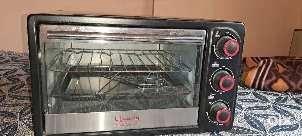 Oven and Sandwich Maker