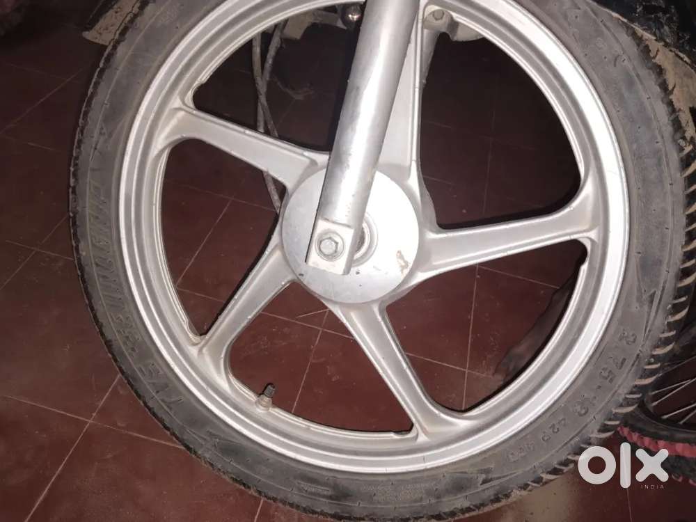 Best condition tyres i sell this in urgent