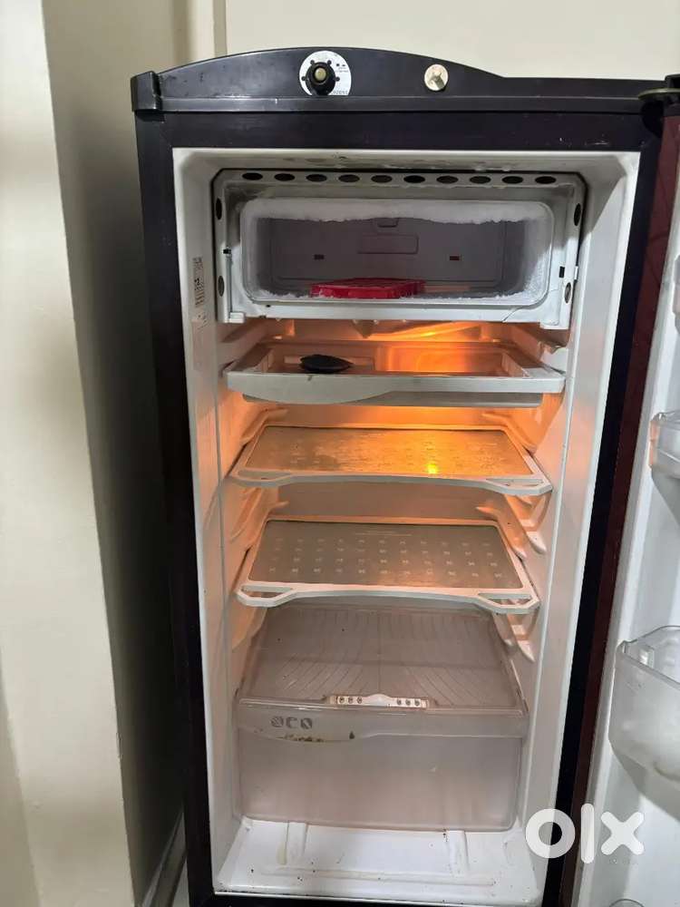 Refrigerator siddeshwar nagar vishrantwadi