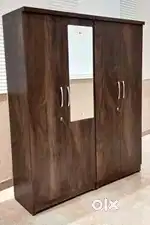 Factory sell brand new 4 door cupboard.