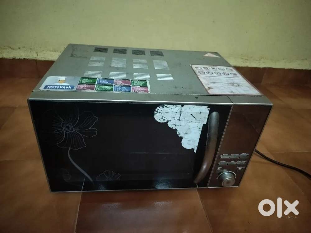 Microwave oven