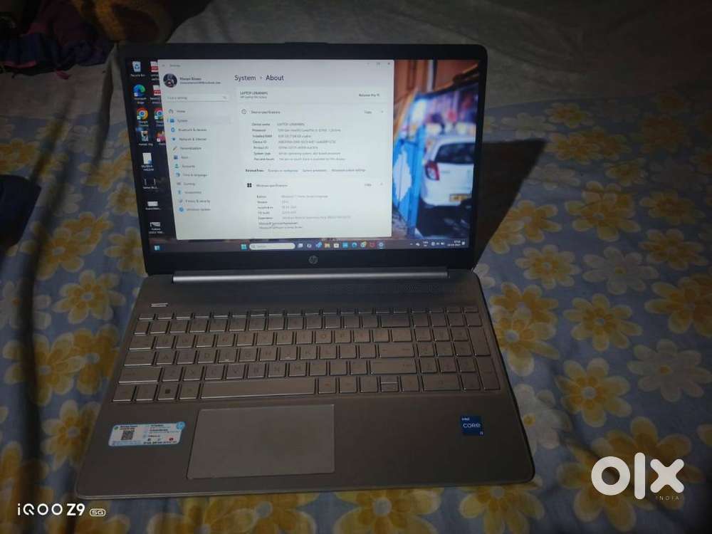 HP NEW CONDITION LAPTOP