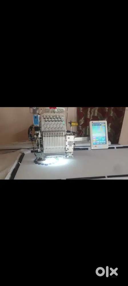 COMPUTER EMBROIDERY MACHINE