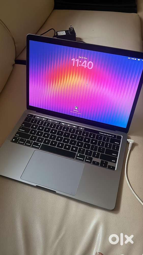 MacBook Pro M2