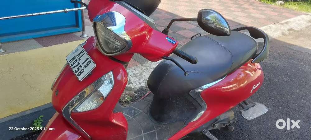 Yamaha fascino 4 sale 2nd owner price negotiable