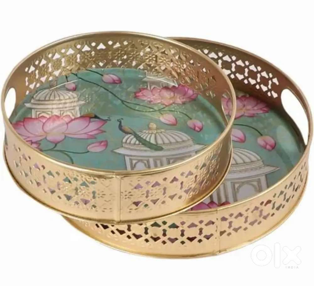 Metal tray