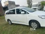 Toyota Innova 2015