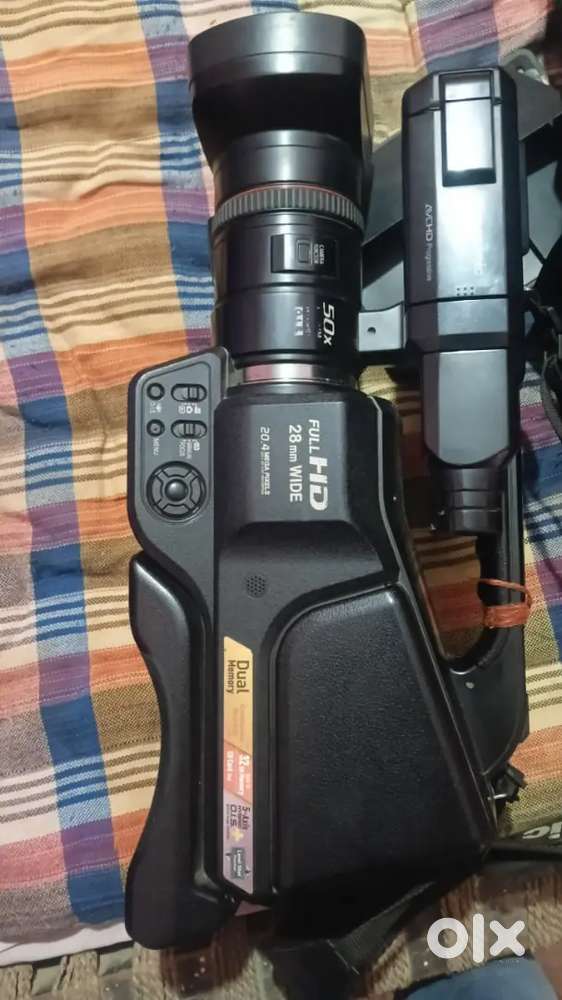 Panasonic mdh2 full Hd best video camera