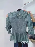 GIRLS WEAR