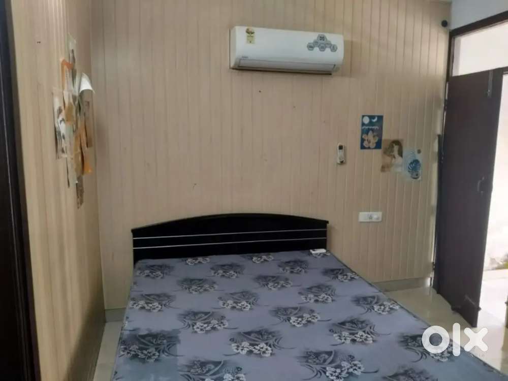 Fully furnished studio apartment