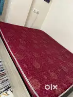 Queen size bed mattress in very good condition