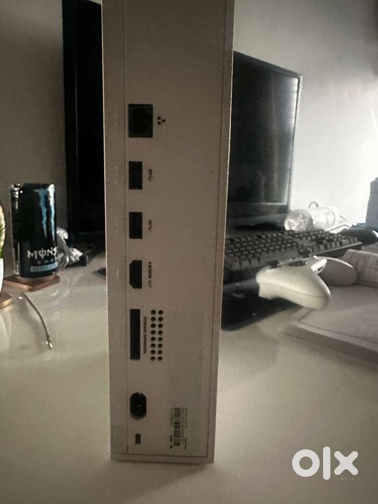 Xbox series s with all oroginal accerories