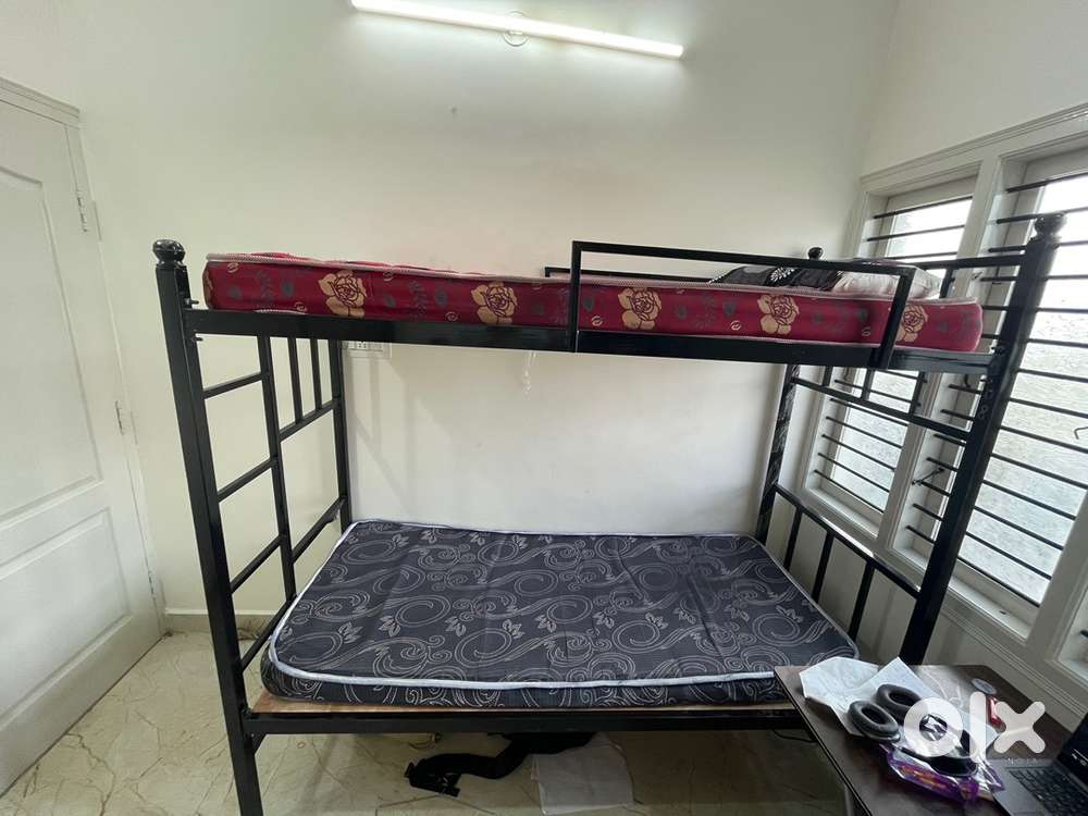 Modern Double-Decker Iron Bed – Almost New, With or Without Mattresses