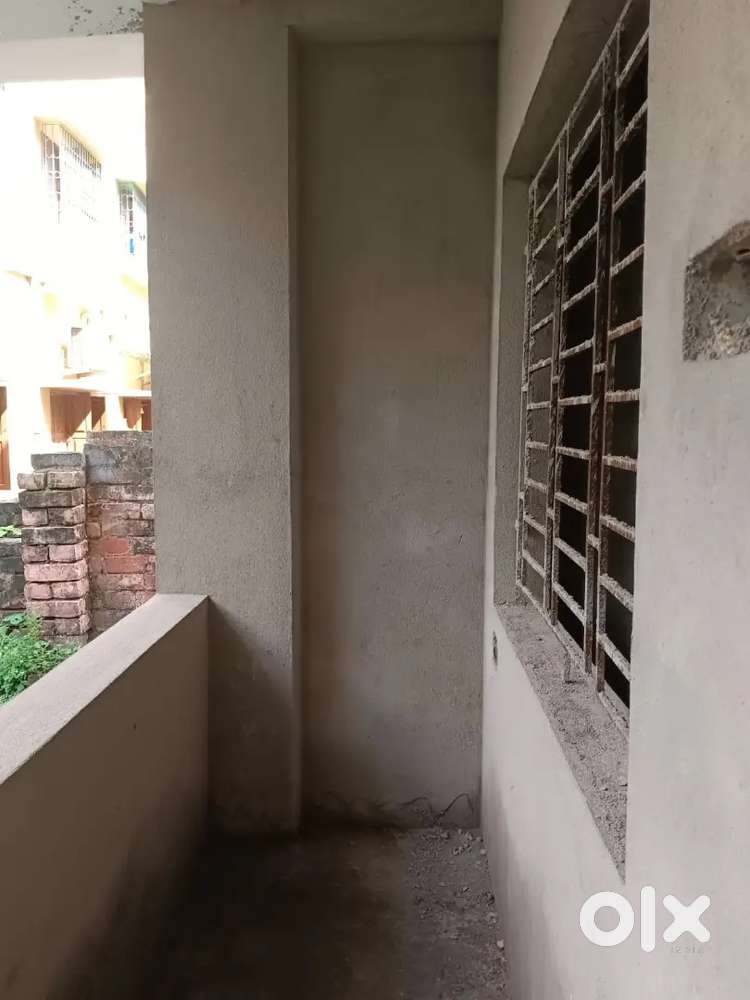 2bhk flat - bedroom 2 bathroom 1 Dinning 1 kitchen 1 balcony 1