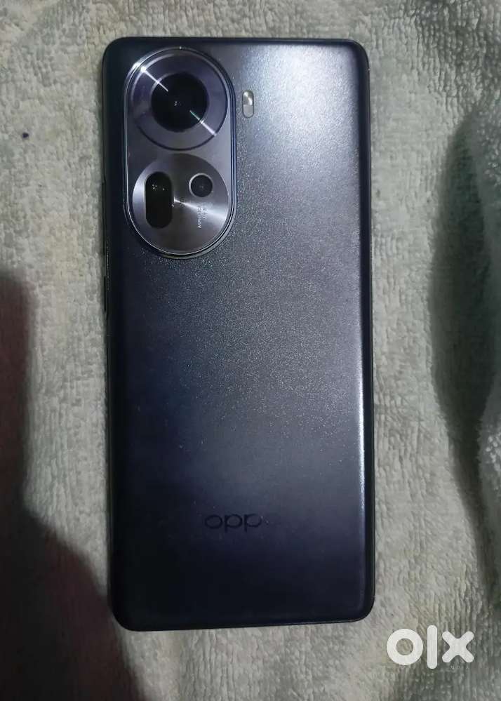 Oppo reno 11 8 / 128