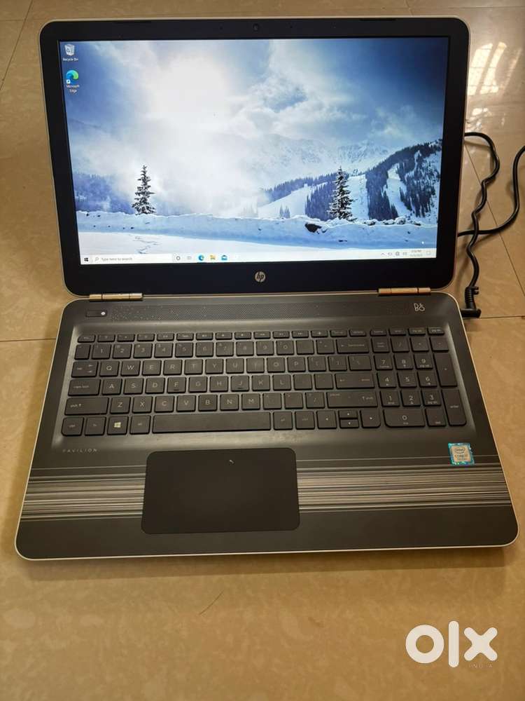 HP Pavilion i7 7th Genenration Touch Screen