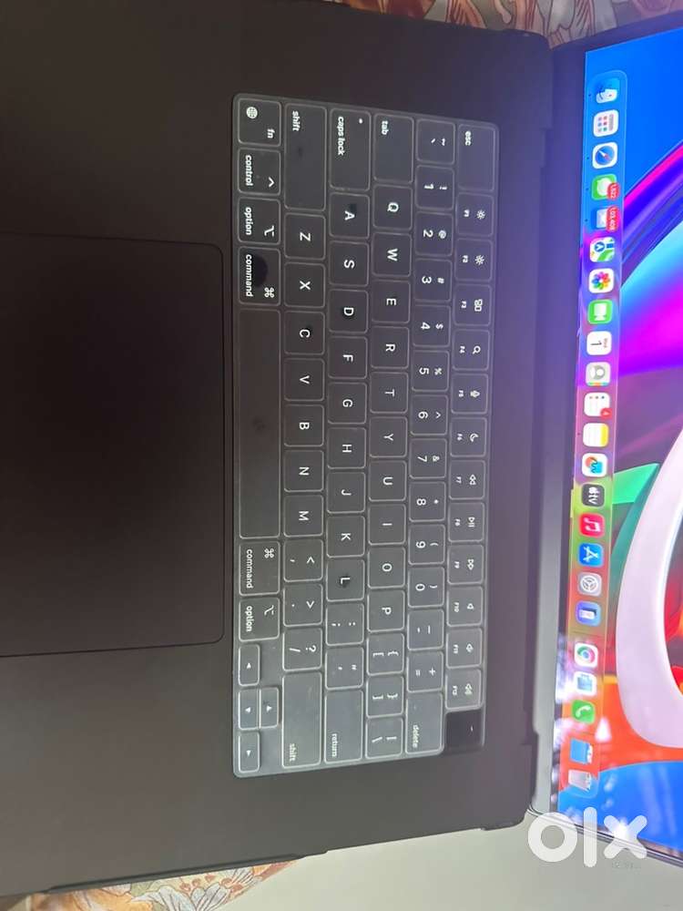 16” Macbook Pro M3 Pro
