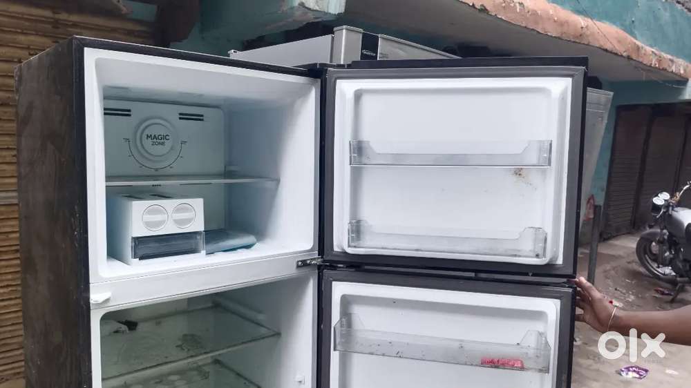 Haier company working condition and 3 month warranty in gas