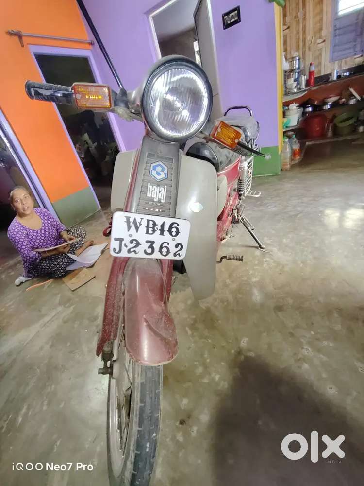M80 Scooter