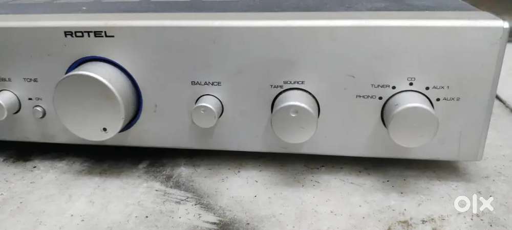 Rotel ra06  stereo amplifier