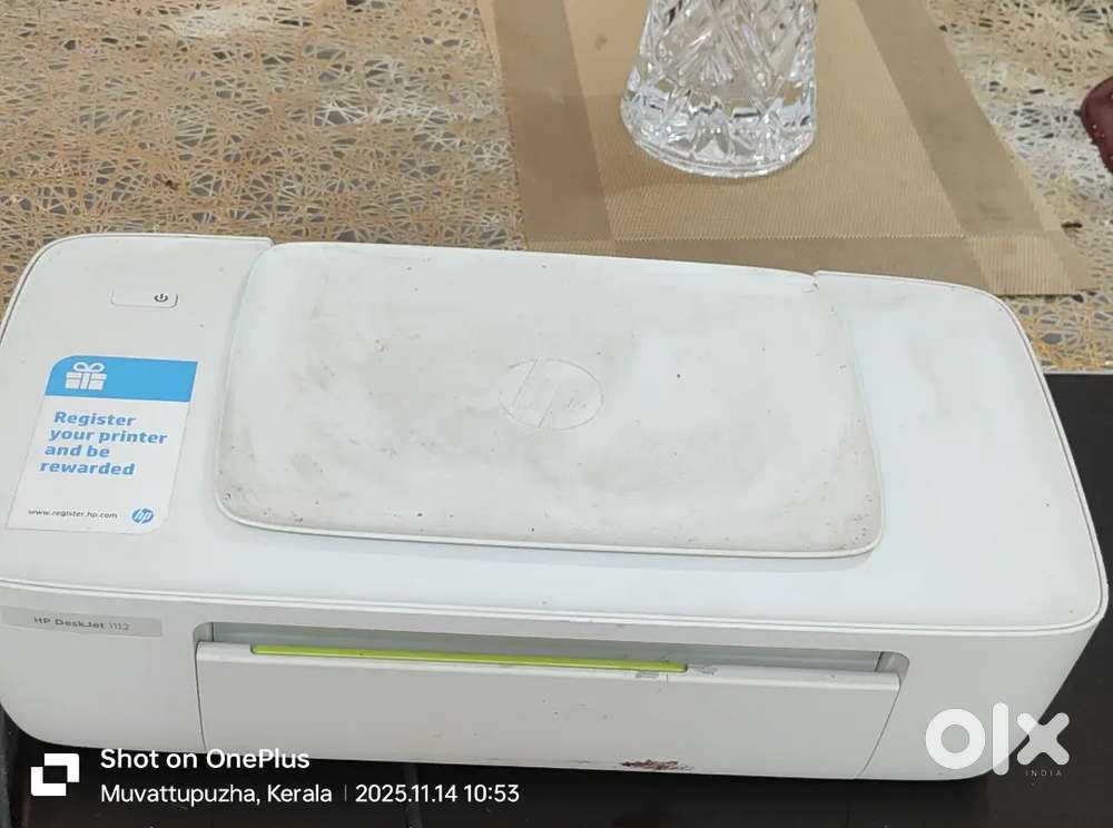HP Deskjet 1112 printer