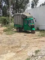 Bajaj legege ato driving