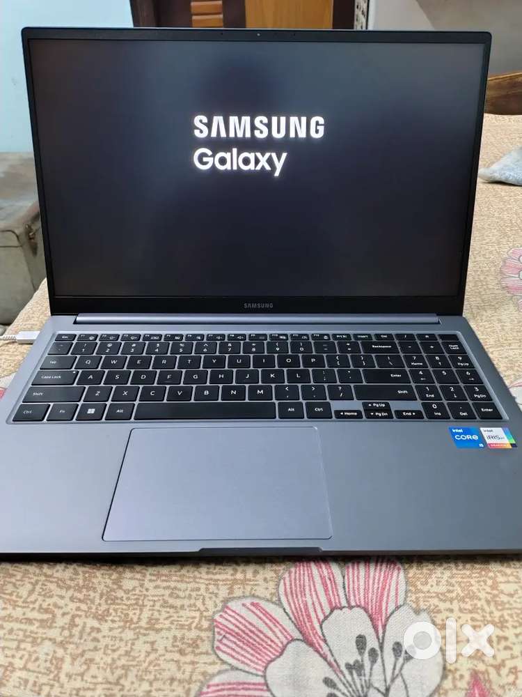 Samsung Galaxy Book 4 – i5 13th Gen  16GB RAM  512GB SSD