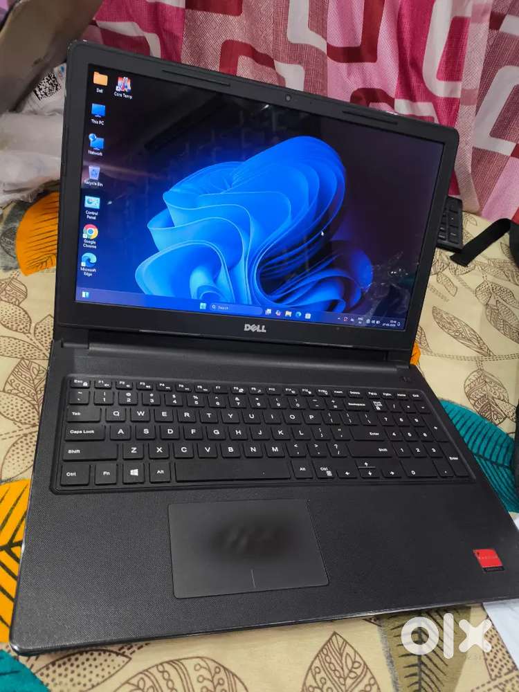 Dell Inspiron i5 8th 8gb ram 128gb SSD 1TB hdd