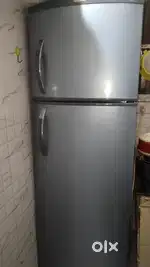 Whirlpool fridge 327liter