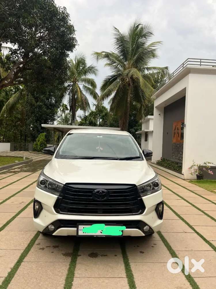 Toyota Innova Crysta