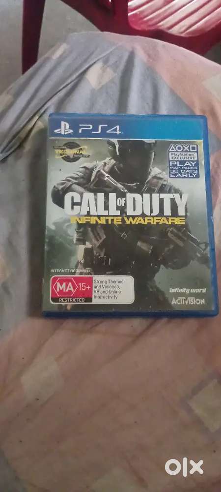 Ps4 two cd call of duty  and grnd of turismo