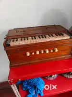 Set of premium harmonium, tabla and tanpura