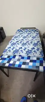 Folding bed