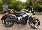 Pulsar Ns 400