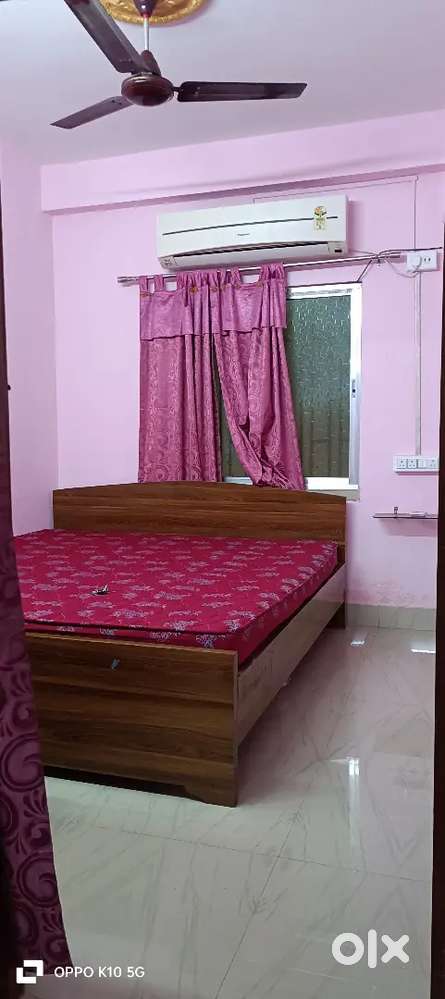 1 bhk @ ac Flat Kestopur rent available rs-11,000-/