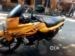 Hero honda karizhma r yellow premium limited model 2012 model
