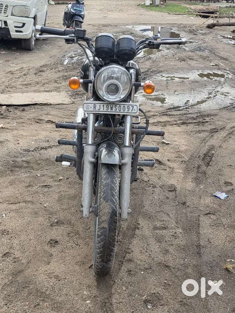 Royal enfield Thunderbird 350, lighting colour