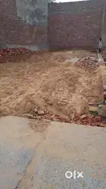 Ushva wale pradhan ki chakki se pahle gali me plot h