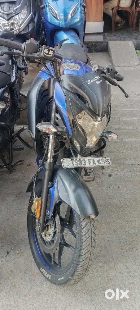 Idfc first' Bank price 76000