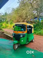 Bajaj CNG auto