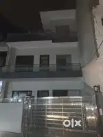 2 bhk 1st floor available for rent