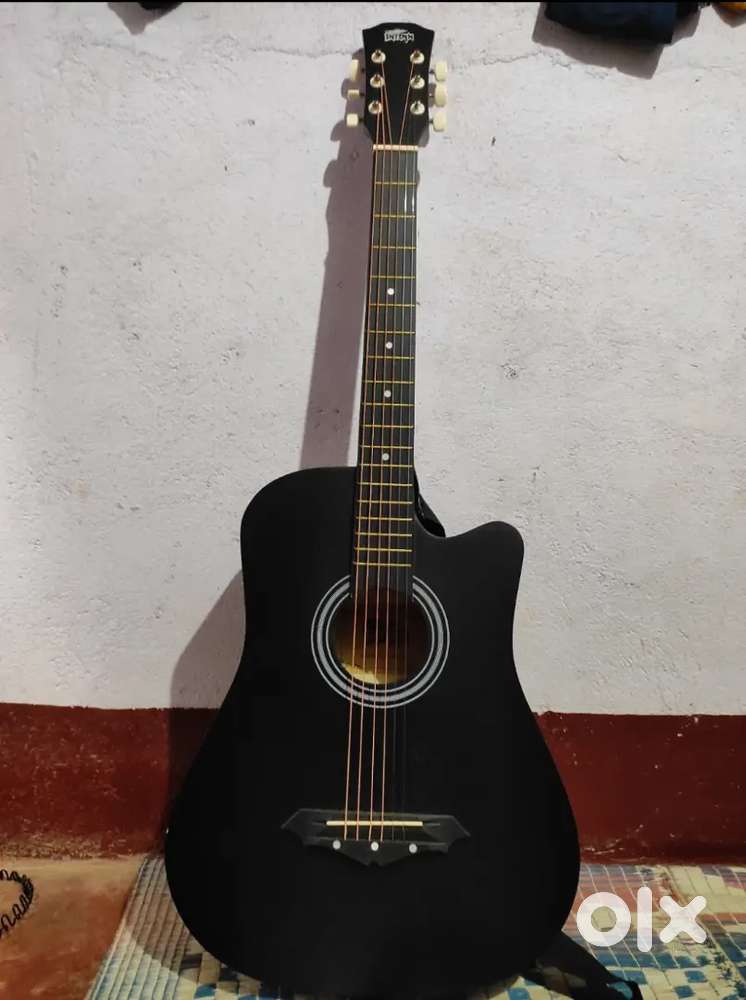 INT-38C-BK Acoustic Guitar BasswoodWillow RightHand Orientation(Black)