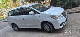 Toyota Innova 2016