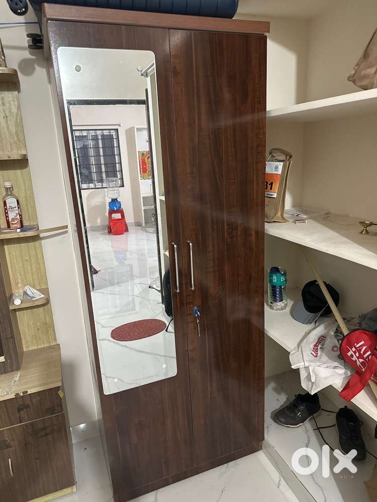 Required a female staff for a stationery & Gift Shop